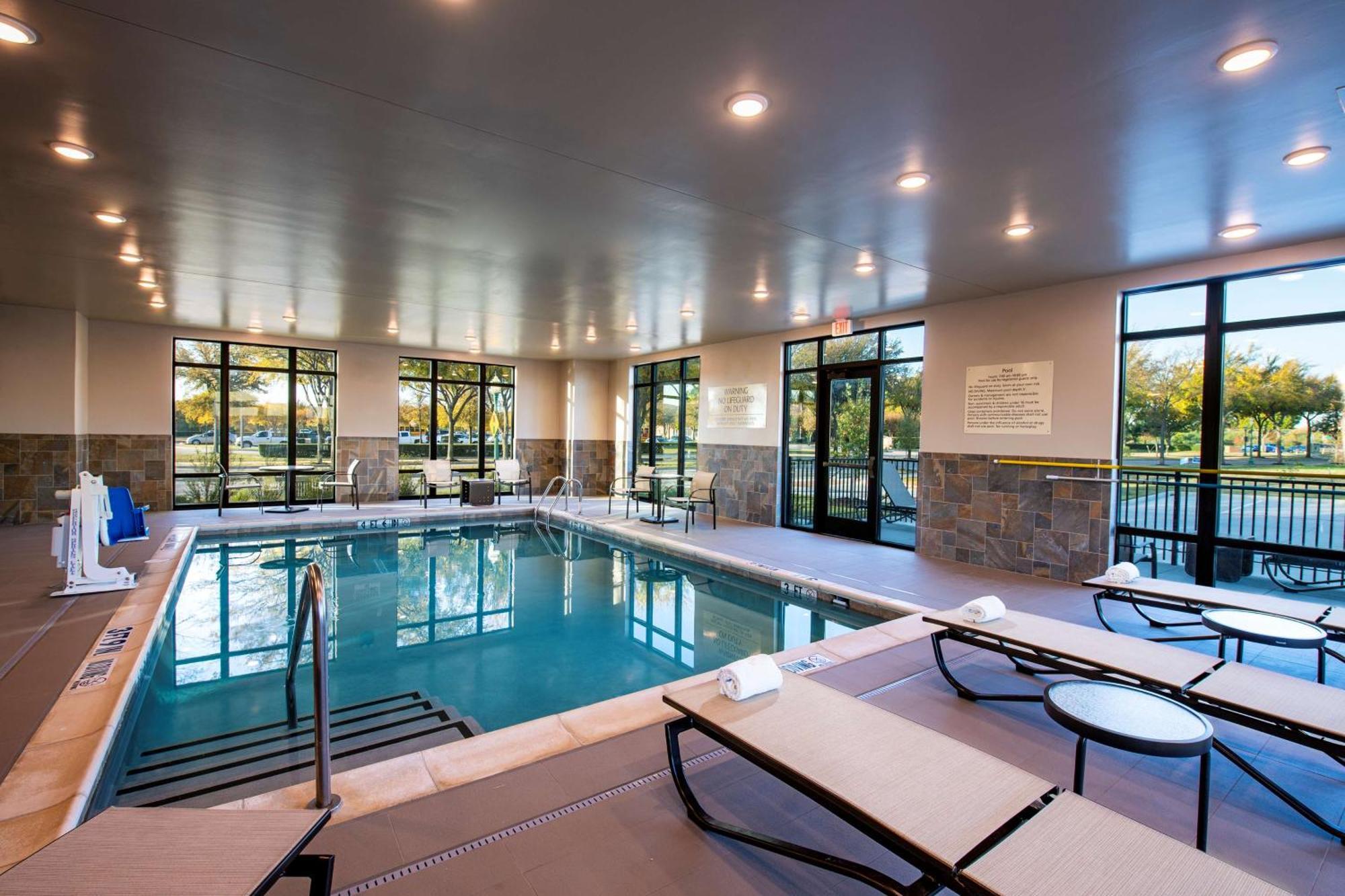 Hampton Inn & Suites Keller Town Center Esterno foto
